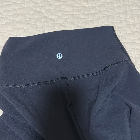 Lululemon Wonder Under High Rise Leggings - Picture 2 of 4
